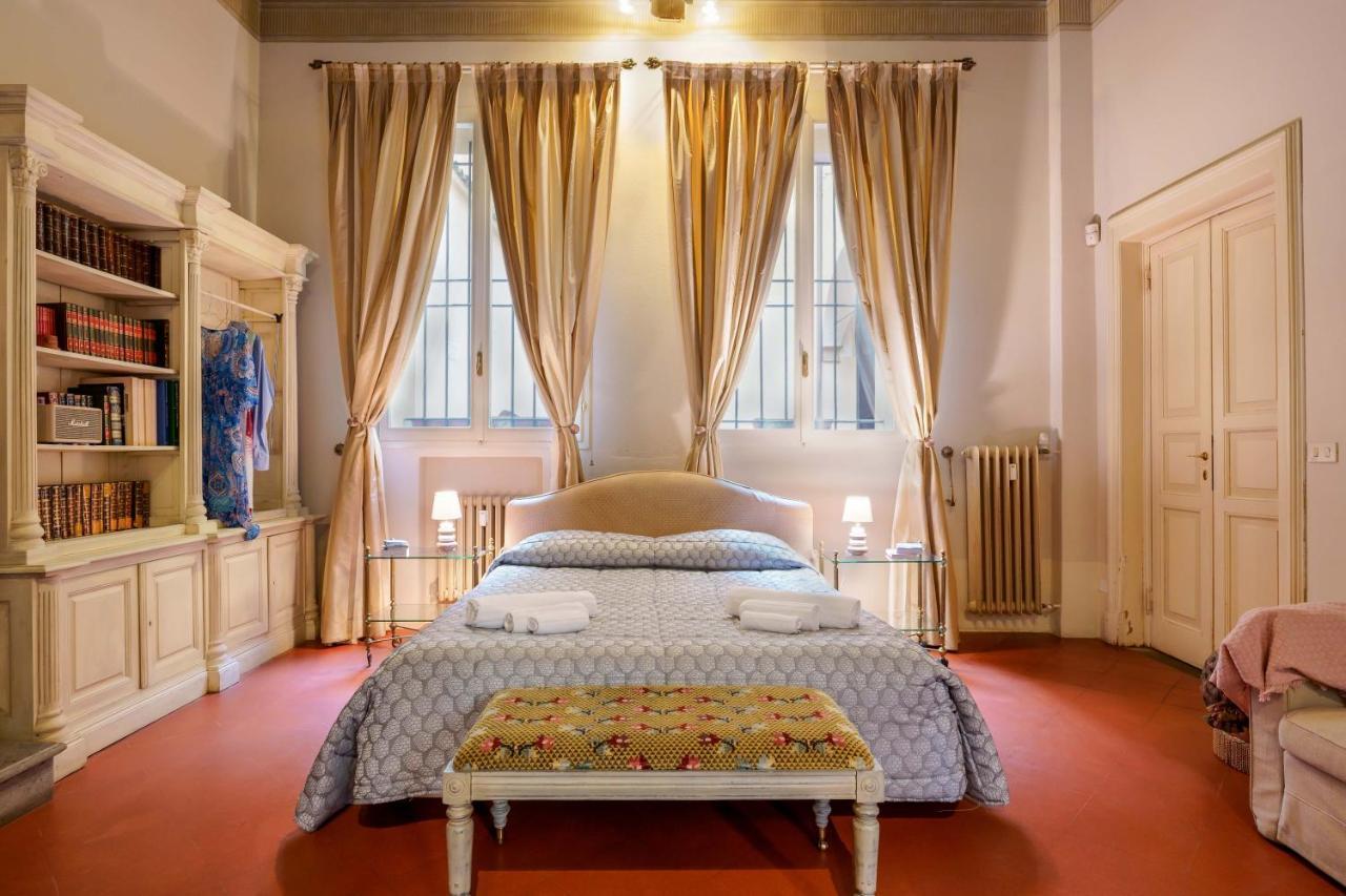Suite Aldrovandi, With Private Garden Bologna Exterior foto