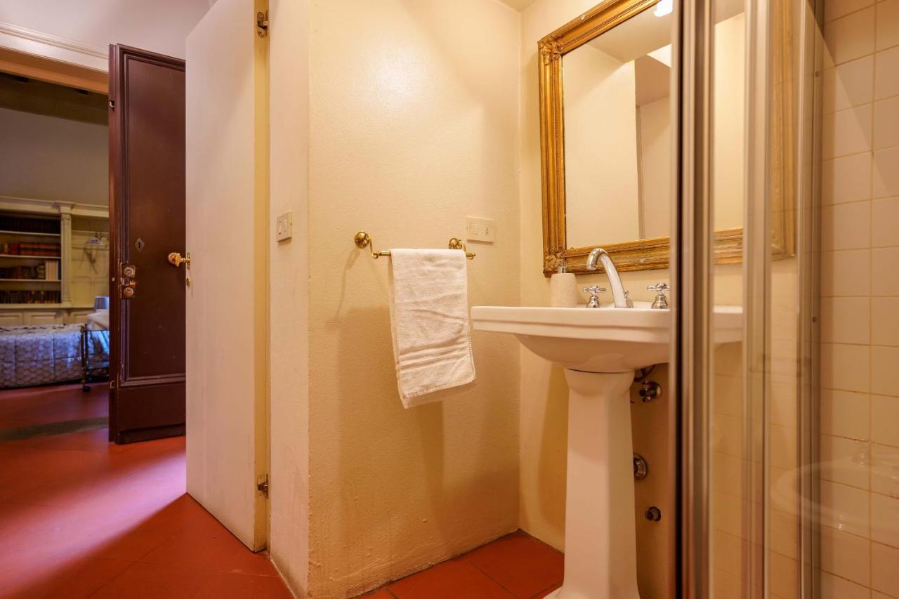Suite Aldrovandi, With Private Garden Bologna Exterior foto