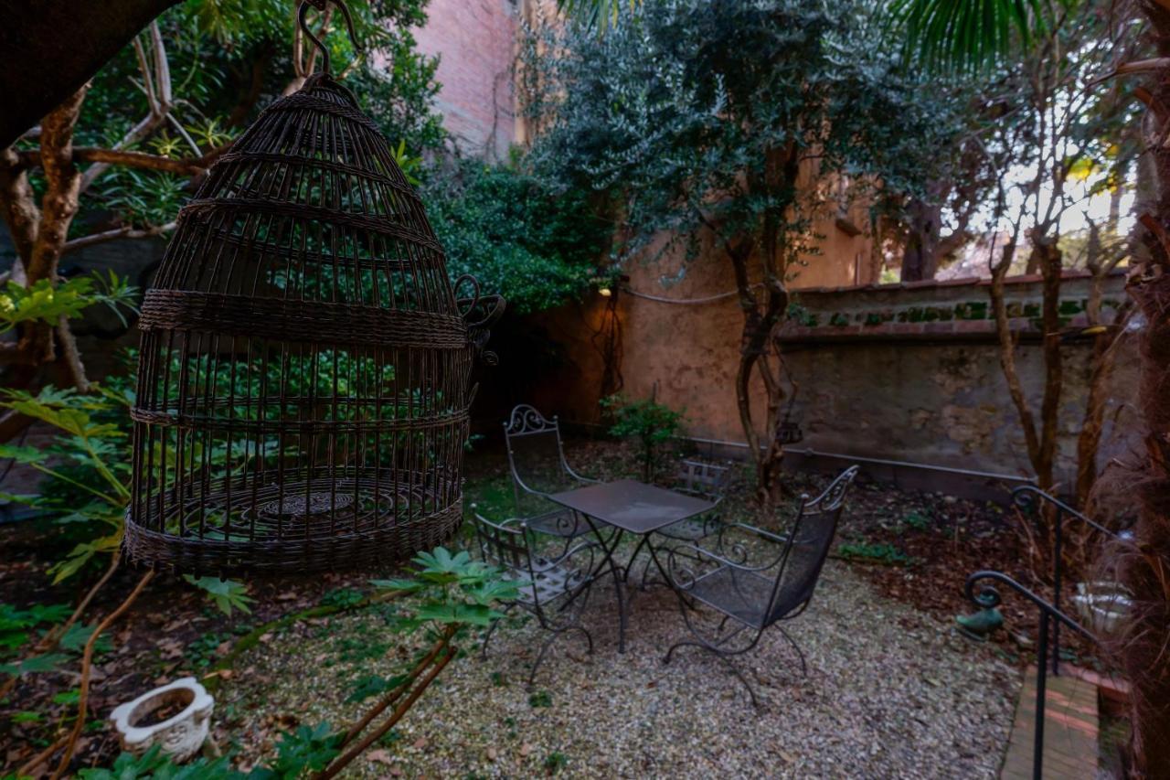 Suite Aldrovandi, With Private Garden Bologna Exterior foto
