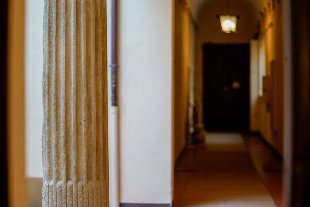 Suite Aldrovandi, With Private Garden Bologna Exterior foto